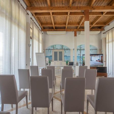 Hotel Tempio Лаго Патрия Екстериор снимка