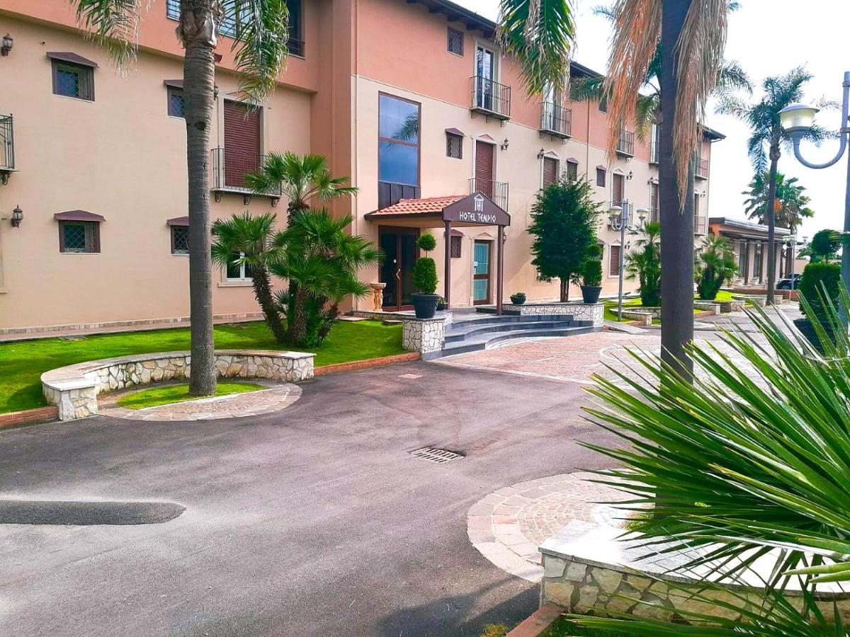 Hotel Tempio Лаго Патрия Екстериор снимка