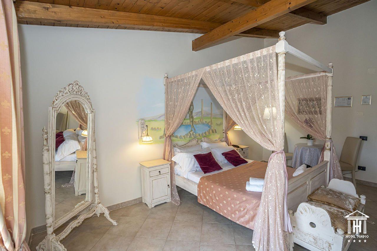Hotel Tempio Лаго Патрия Екстериор снимка