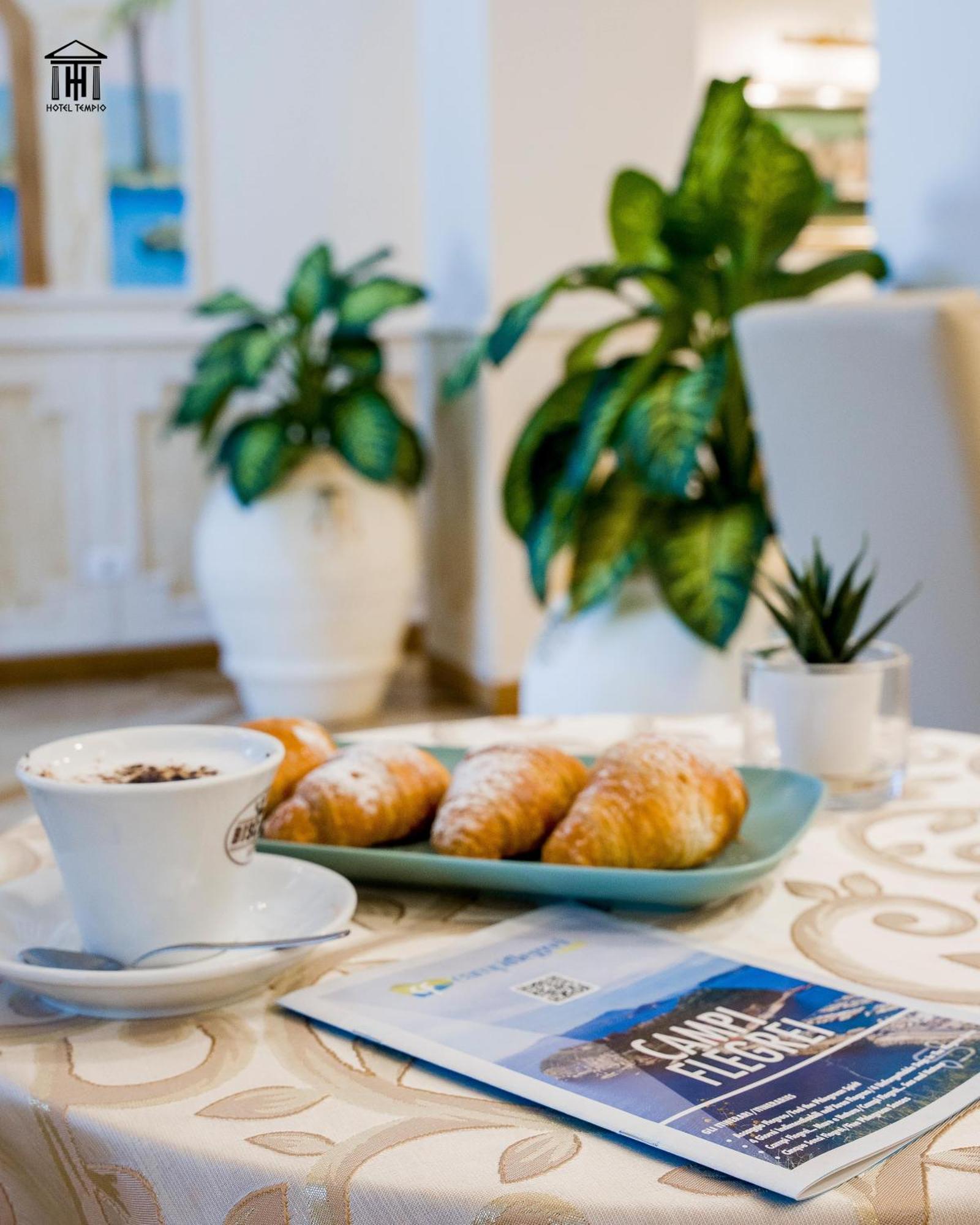 Hotel Tempio Лаго Патрия Екстериор снимка